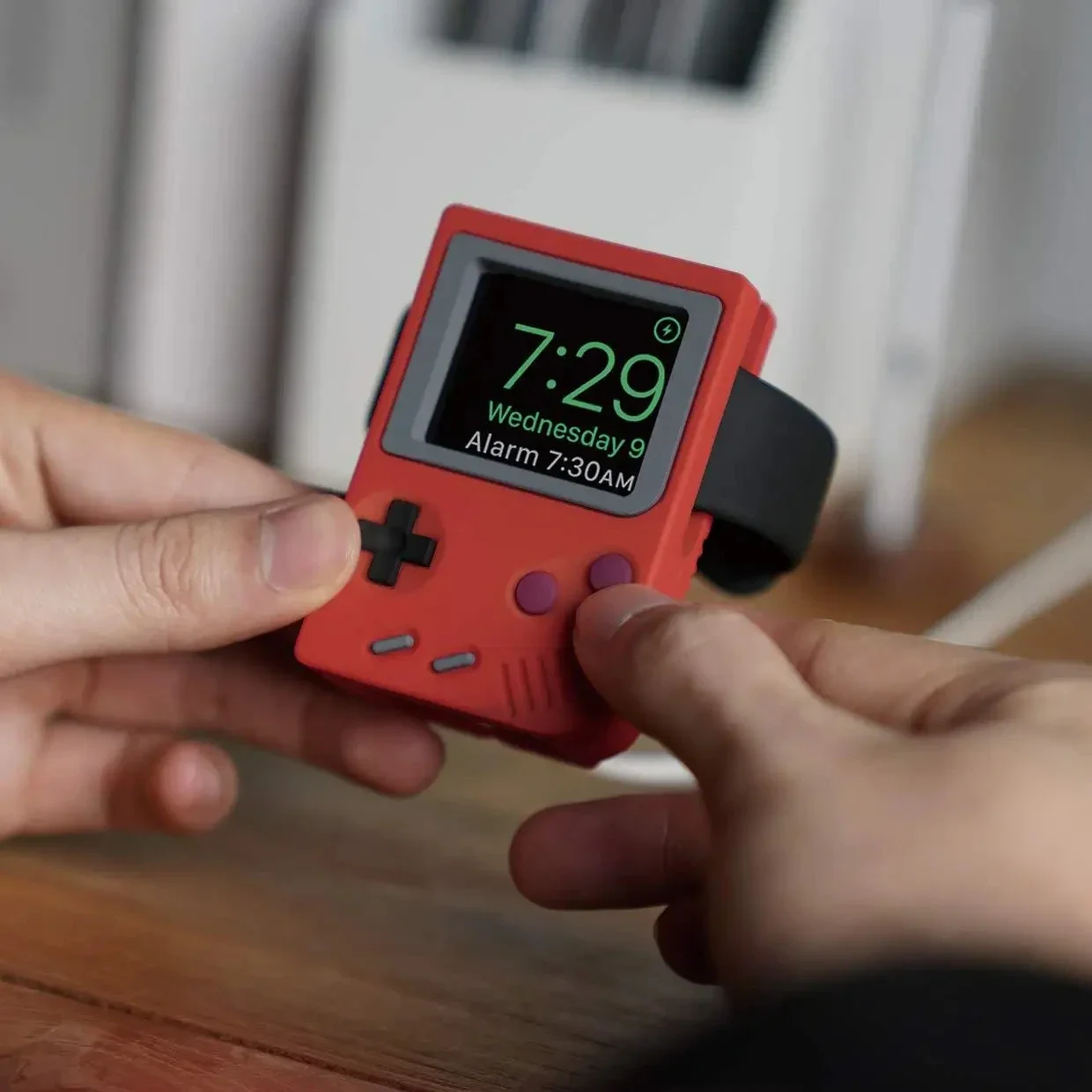 Retro Gaming Box - Silikonowy uchwyt na ładowarkę do Apple